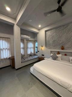 Tatsat - Lake View Boutique Stay - 4