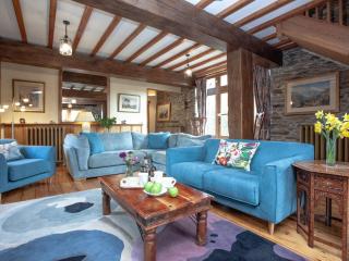 Tuckenhay, Edgecombe Barn- Hfu - 1
