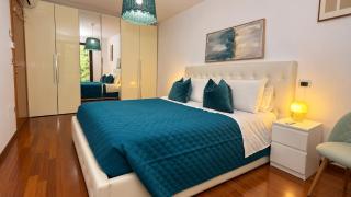 Crystal House - 5
