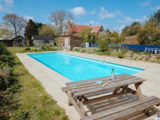 Chere Amie-Qu7616 - Melton Constable - 3