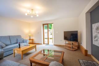 Chy Lowen, Treluswell - with Creek & Country - 6