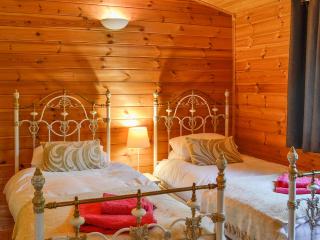 Edw Lodge - 3