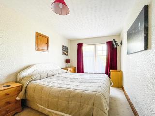 Fourpenny Studio - Uk34745 - 1