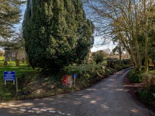 The Lodge - Uk32622 - 2