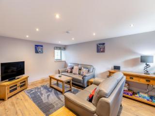 Cowcroft-Uk45063 - 7