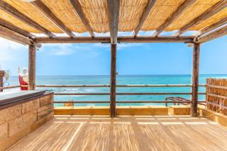 Isolee - Beachfront Standalone House - 7