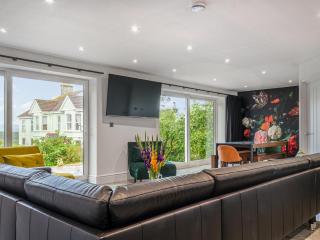 The Aviary-Uk44382 - 5