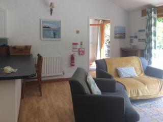 Oaktree Cottage - 4