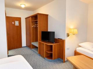 Hotel Maselheimer Hof - 2