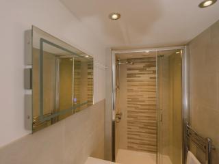 Corner Cottage - Ukc4962 - 5