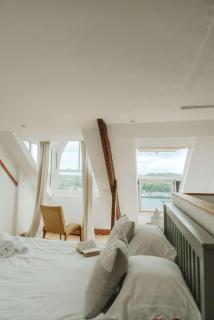 Frobisher Apartment - with Creek & Country - 2