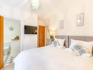 Adair Cottage - 1