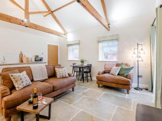 The Stables - Uk46003 - 7