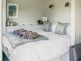Coopy Corner-Uk36583 - 2