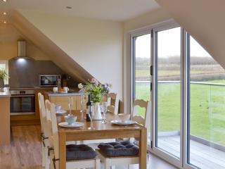 Cottage Swift - Ukc3435 - 7