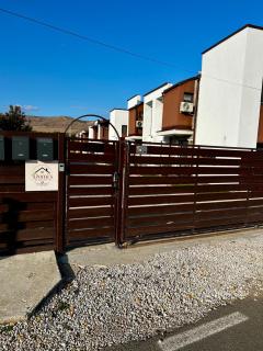 Domi Guest House - 8