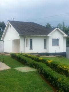 WHITE HOUSE Holiday Home, Karatina - 7