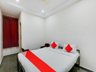 Hotel O Manjushree Boarding & Lodging nearby Dr.BR Ambedkar Stadium Basveshwar nagar - 7