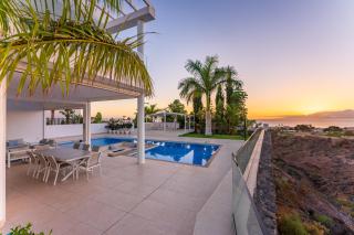 Luxury Villa Andrea - Seaviews - Panoramic Seaviews - Heated Private Pool - 5
