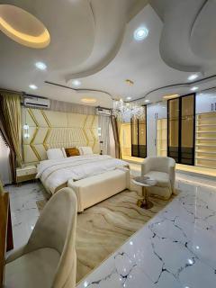 KcMoni Short-let Apartment - 2