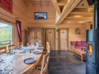 Chalet Pestel - 10 people - incredible view and fireplace - By Cozee Rentals - 6