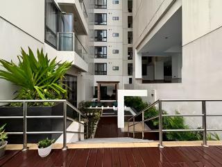 Greenbelt Studio Pool, Gym, Washer & Self Check-in - 1