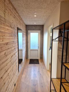 Central Mid & Attic Apartment with Faroese Charm - 8