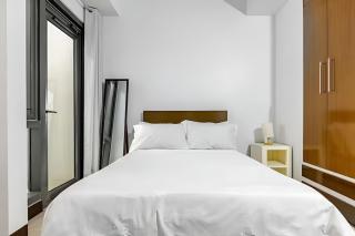 Greenbelt Studio Pool, Gym, Washer & Self Check-in - 6
