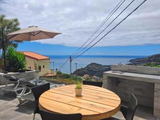 Gästezimmer & Ferienwohnung in Ribeira Brava l Casa Vento Madeira - 0