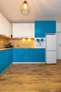 Blue & Bloom - 2BR Near Old Town by Flat Manаger - 1