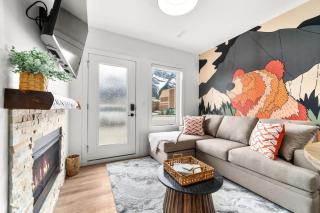 Chic MTN 1BR Haven | Hot Tub Access + Near Banff! - 0