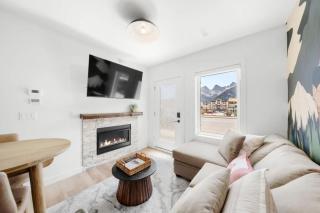 Chic MTN 1BR Haven | Hot Tub Access + Near Banff! - 6