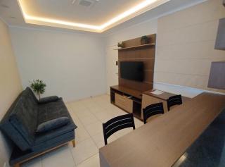 Ao lado do Uberlândia Shopping, cama Queen e Garage - 0