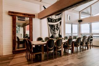 Luxury Lodge, 10 Bdr, Spa, Gym and Game Room - 5