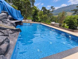 Nature Stay with Swimming Pool - Mamalakandam - 9