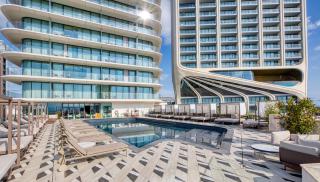 Corner 1 Bed Apart in Mercury Suites with Rooftop Pool Seasonal - 7