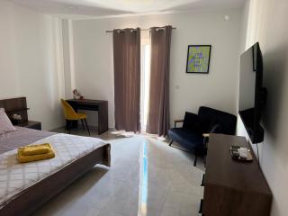 Modern 2 Bedroom Pietà Apartment near Valletta with free transportation - 3