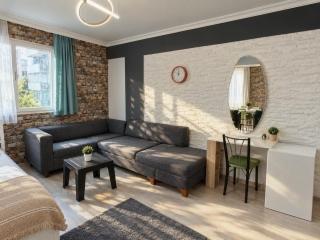 Luxury and Comfort in Central Alsancak Perfect for Groups or Families - 9