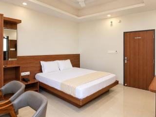 Radhey Krishna Hotel And Resort - Khātu - 8