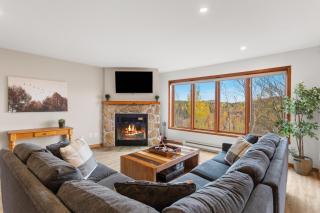 Hauts-Bois Ski InOut 2brs w Pool Access 197-4 - 0