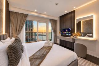 Lavish Marina Gem - Dubai Eye Views - Infinity Pool - 9