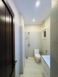 Luxury Urban Escape 1BHK Near Lyallpur Galleria - 9