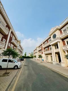 Luxury Urban Escape 1BHK Near Lyallpur Galleria - 3
