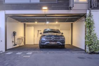 Premium City 3bed Apartment with Gated 2 car parks - 8