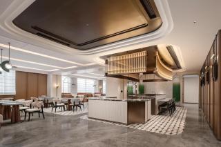 Hilton Garden Inn Shenzhen Luohu Port - 1