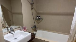The house apartemen casagrande - 3