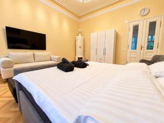 Central Apartment for Three near Prater - 3