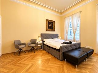 Central Apartment for Three near Prater - 0