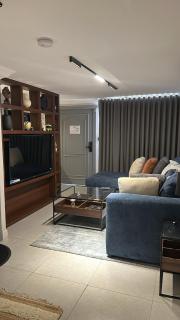 Aparthotel with bedroom and living room - 8