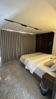 Aparthotel with bedroom and living room - 4